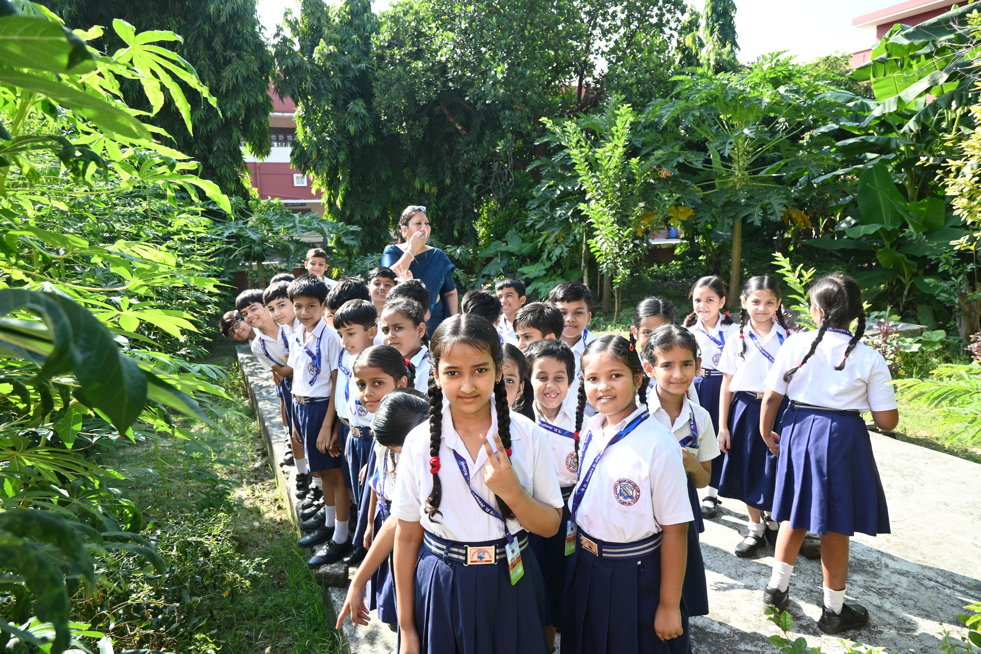 GARDEN VISIT